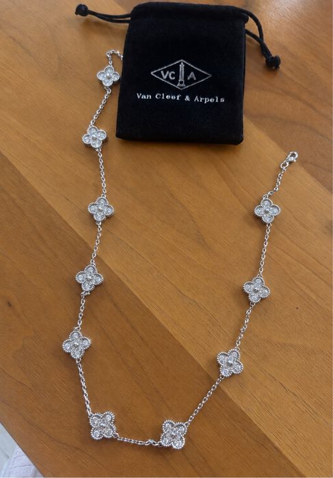 Van Cleef колие с детелини