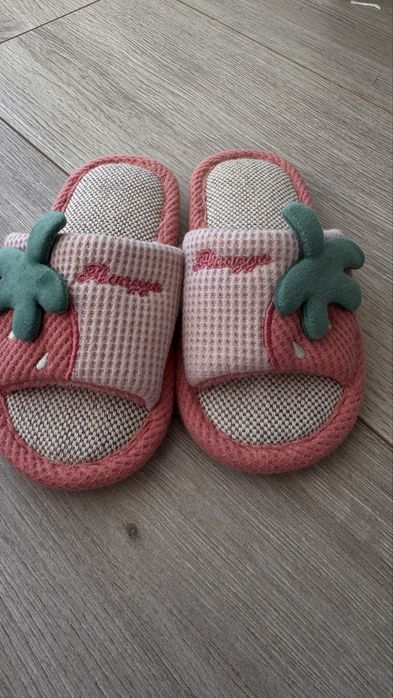 Обувь одежда четыре пять лет