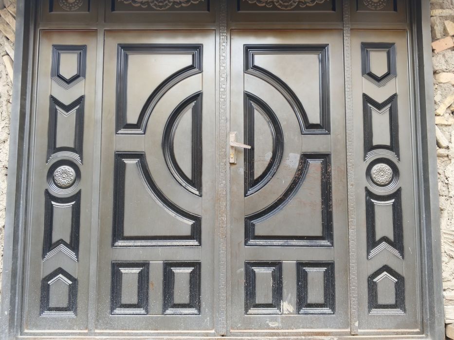 Temir Darvoza Sotiladi