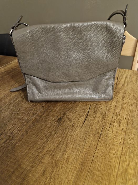 Дамска чанта от естествена кожа Clarks