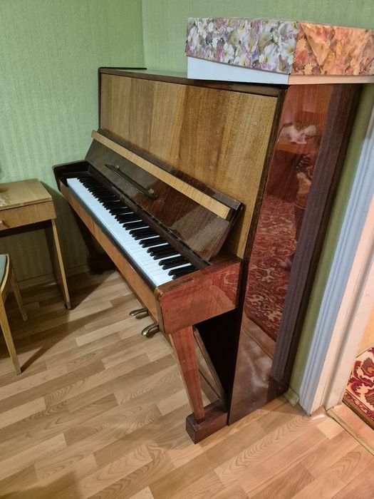 Продам пянину для музыки