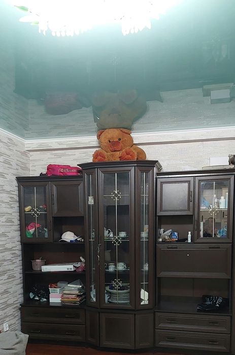 Продам стенку  в идеальном состоянии.