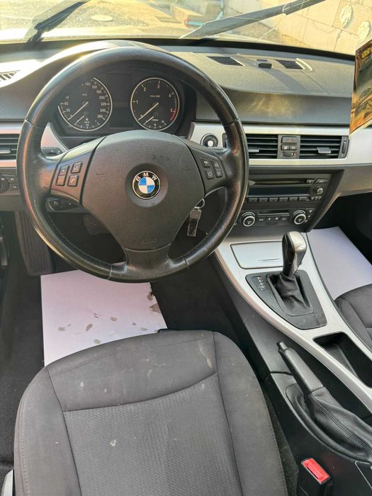 Dezmembrez BMW Seria 3