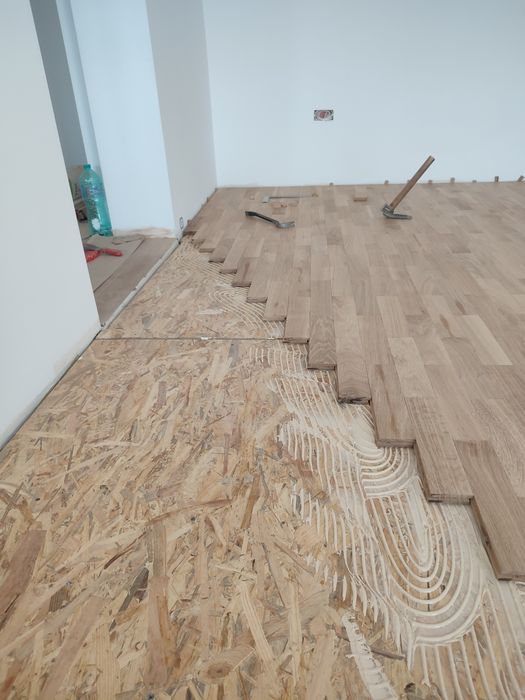 Parchetar cu experienta