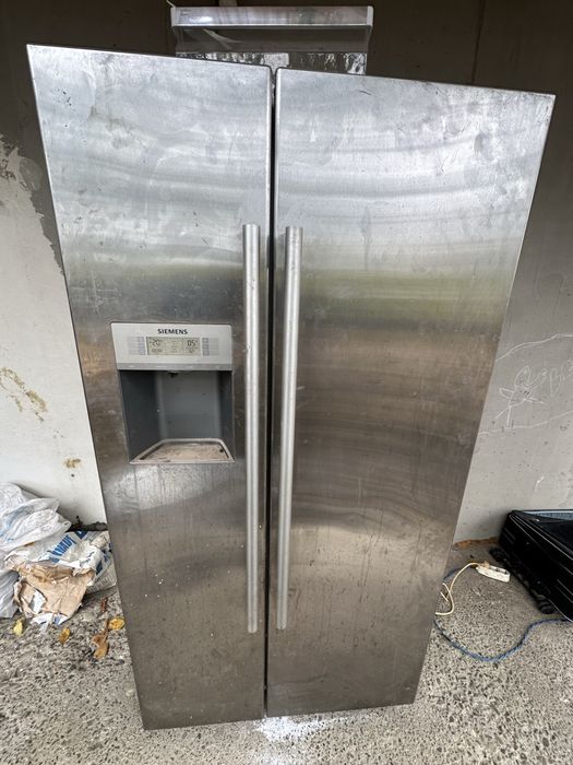 Vand frigider Siemens inox
