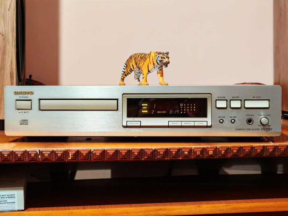 Onkyo DX-7222. Top cd player. Date tehnice mari. Preț fix !