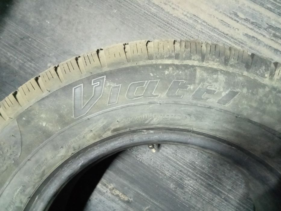 Продам зимние шины