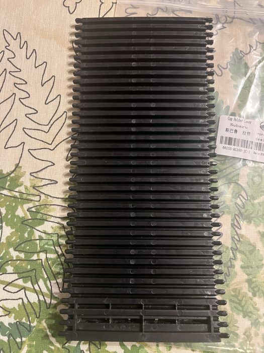 Шторка на центральную консоль