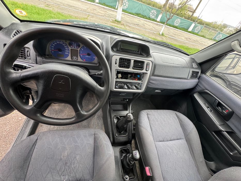 Mitsubishi Pajero Pinin 4x4 jeep , cu reductor