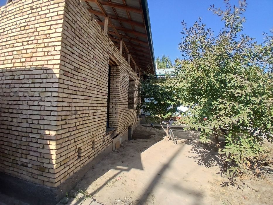 Xovli sotiladi xakanda