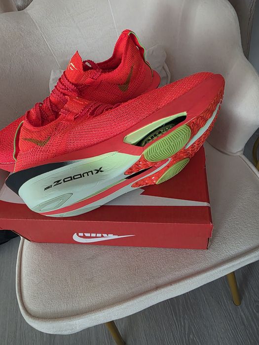 Adidasi nike zoomx marimea 42