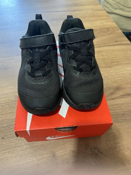 Лот 2 екипа на Zara + маратонки Nike