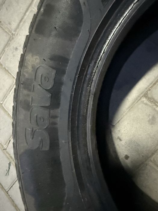Продам зимнею резину