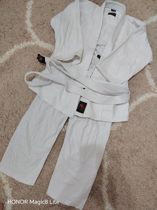 Costum judo măsură 8 ani