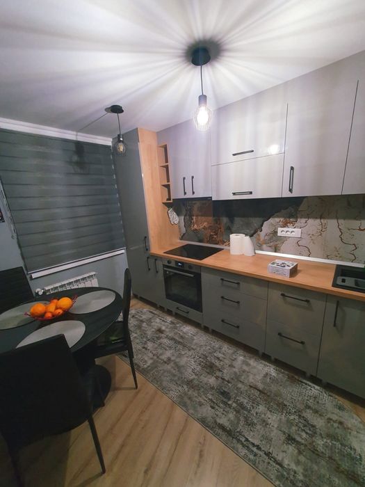 Apartament 3 camere Bulevard - Zona Casa Tineretului