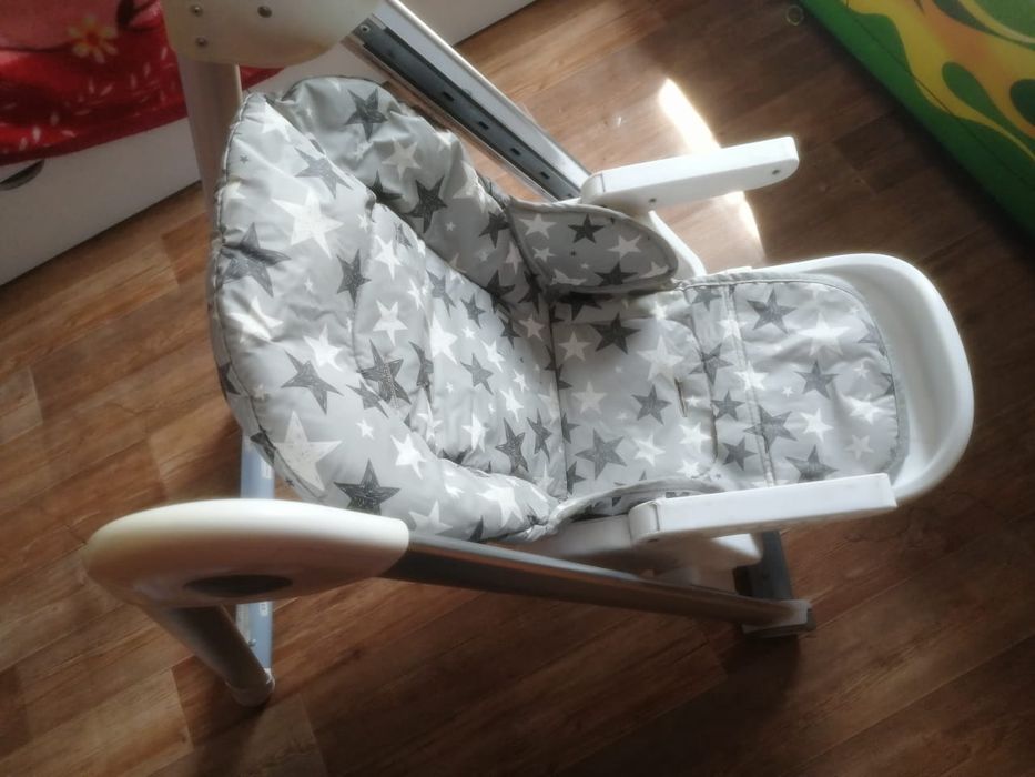 Стульчик для кормления