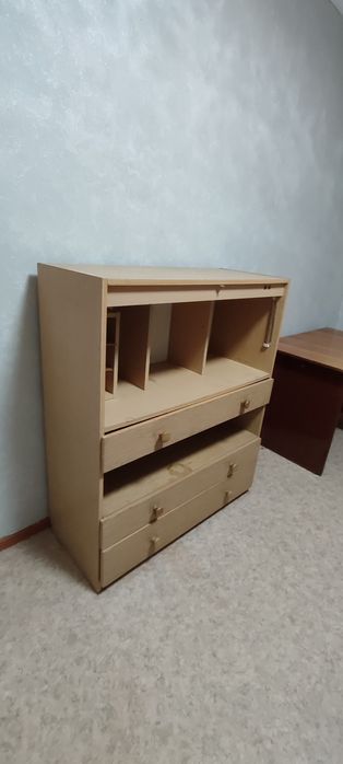 Стол, тумба, шкаф