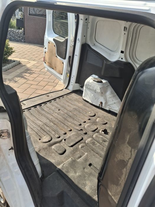 Ford transit courier
