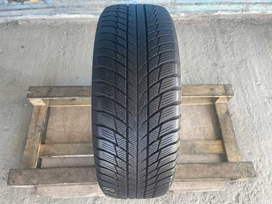 225/60 R18 Bridgestone Blizzak