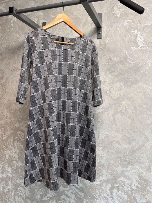 Продам платье 50-52 размер