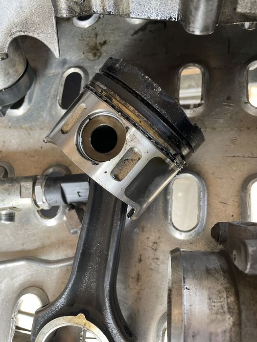 Pistoane mercedes sprinte 150 cp