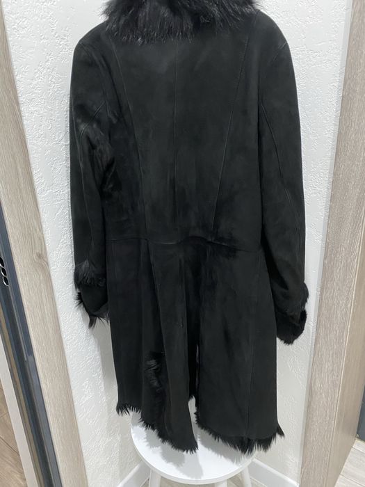 Продам дубленку мех таскана