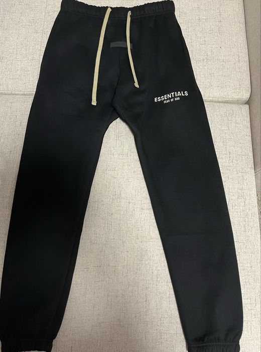Pantaloni Essentials
