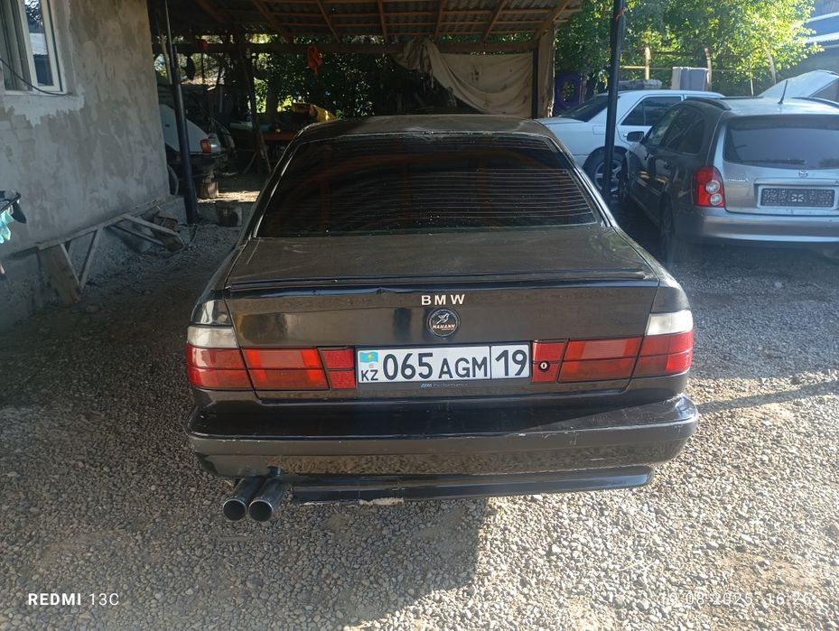 Продам автомобил бмв 520