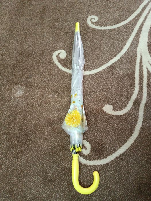 Продам детский зонтик.