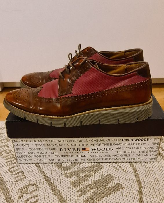 Pantofi din piele