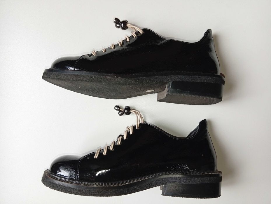 Школьные ботинки