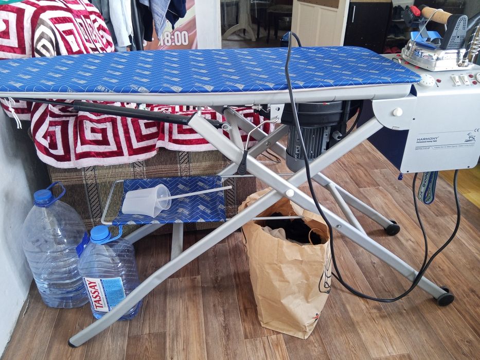 Паровый утюг с генератором