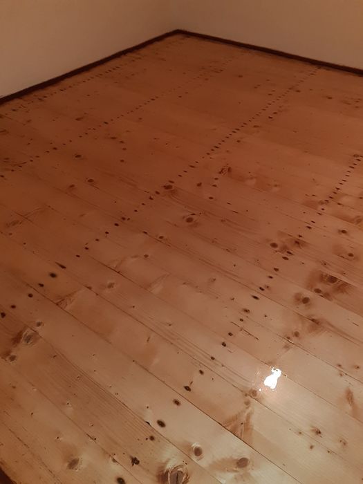 Raschetare parchet masiv si montaj