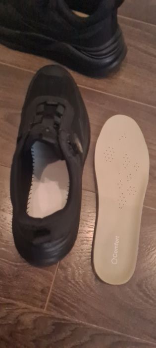Кроссовки усиленные летние