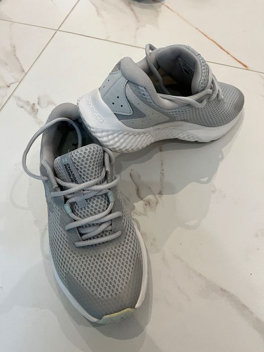 Маратонки Under Armour