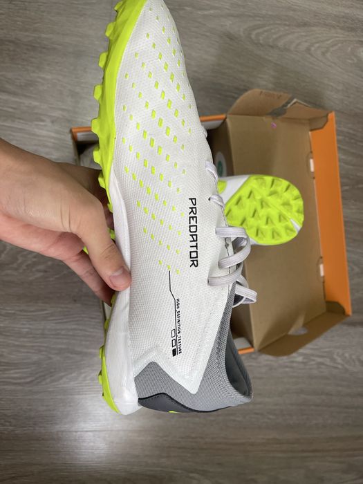 adidas predator кроссовки