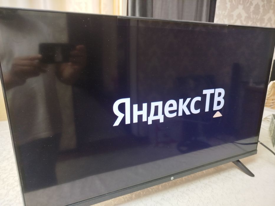 Телевизор смарт 32"