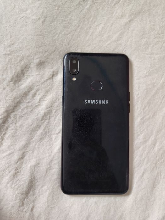 Продается телефон