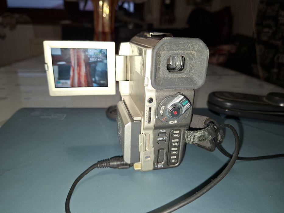 Aparate miniDV JVC si Medion, funcționale,pt piese,reparat sau colecție