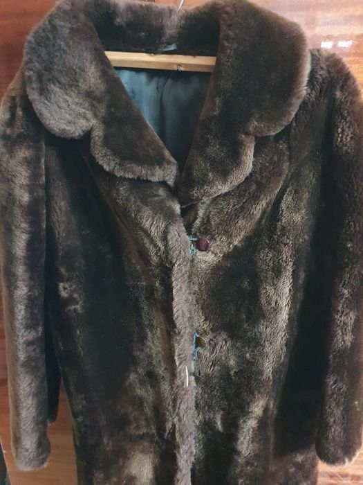 Продам шубу мутон б/у