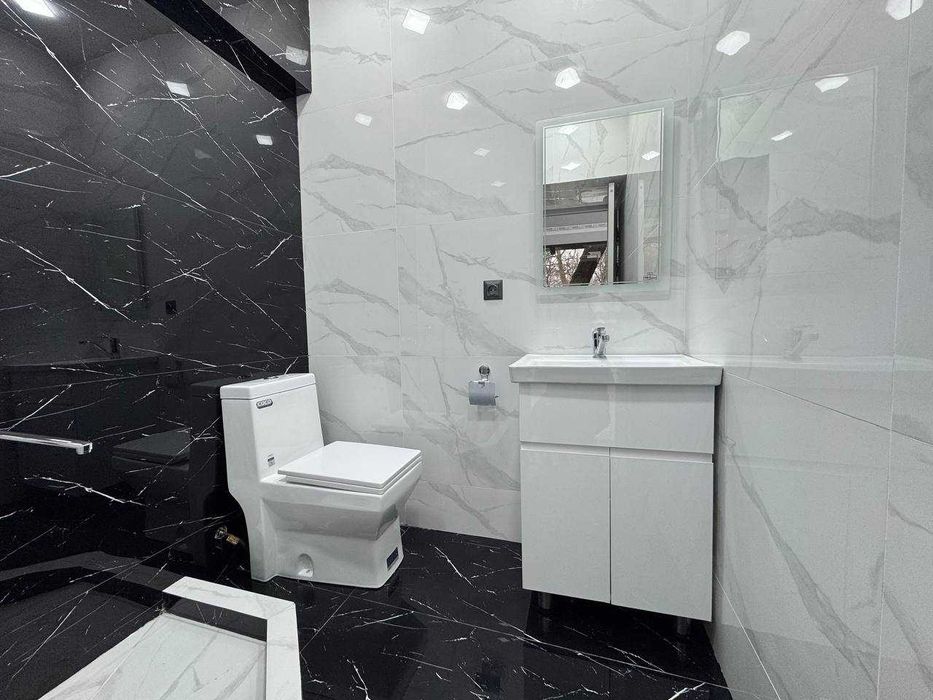 Коммерция на 1-й линии | ЦУМ | 100 м² | 2 600 $