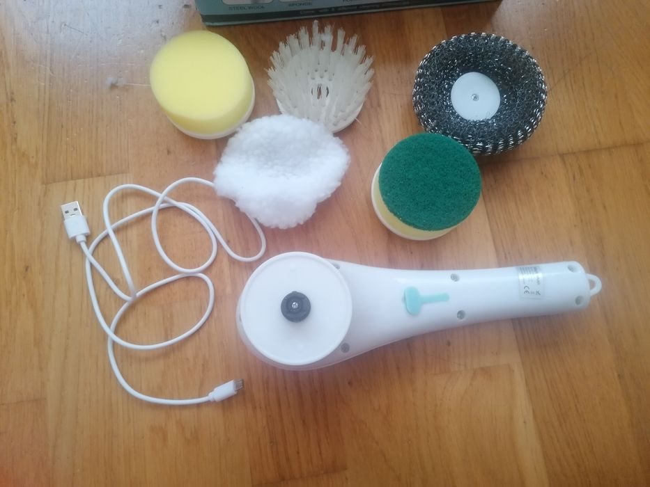 Perie electrică multifuncțională pentru curățenie Magic brush