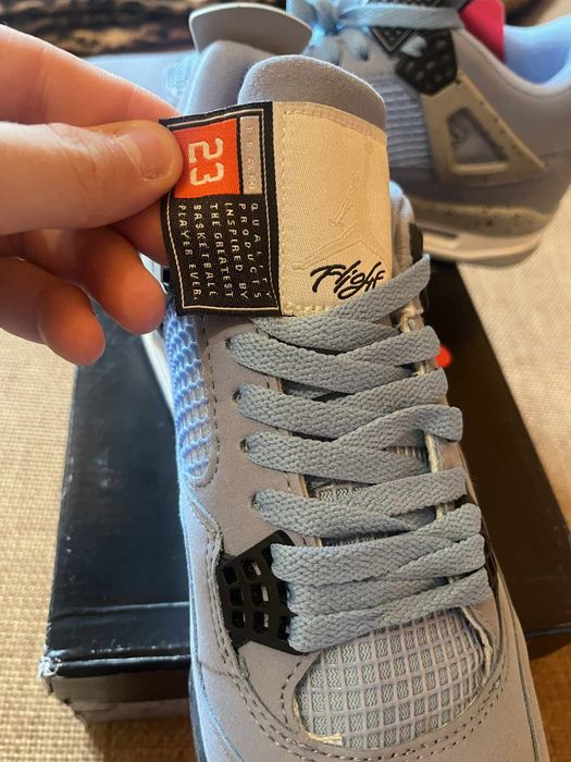 Jordan 4 UNC BLUE