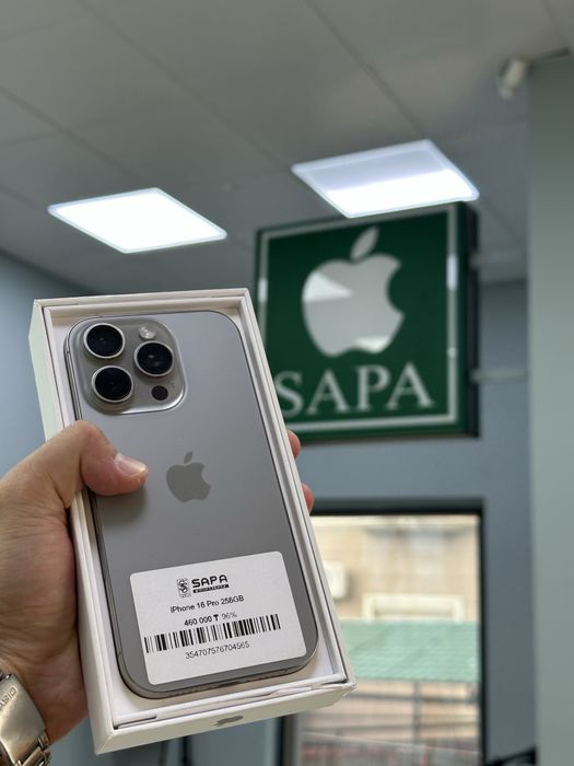 айфон 16 про натурал титан 96%