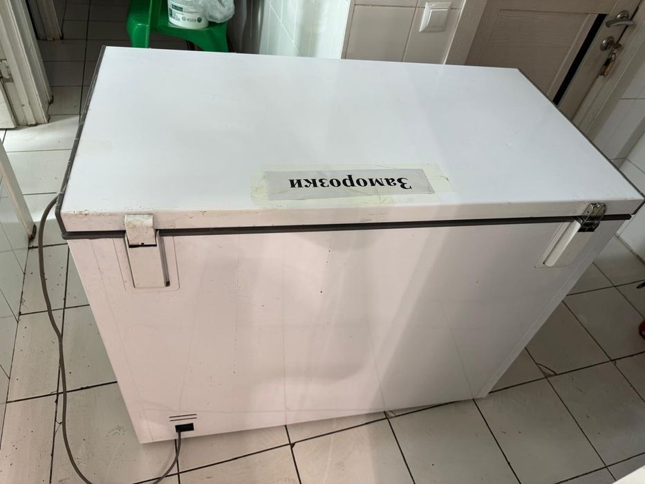 Продам морозильник