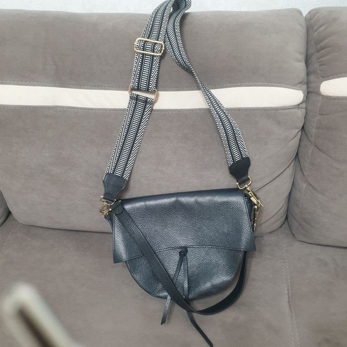 Сумочка женская.                                                     .