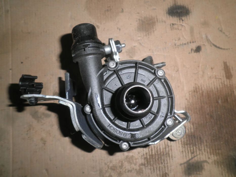 Pompa recirculare apa Fiat Tipo, 500x, Jeep Renegade, 1.6 D 0392024162 52152074