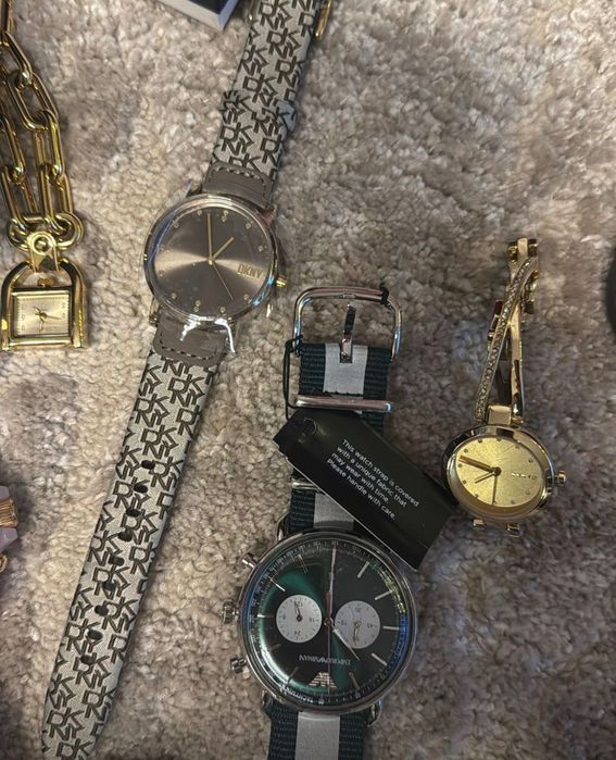 Ceas ,ceasuri damă și bărbați