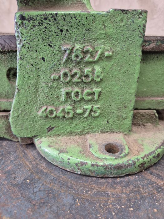 Продам Тиски хорошие