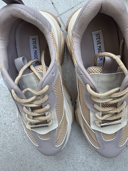 Tenesi Steve Madden